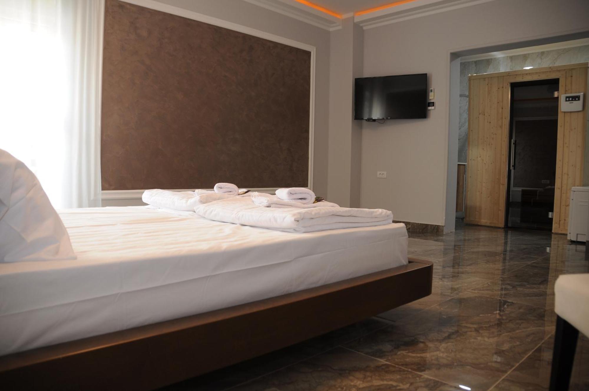 Sobe Sova Kikinda Hotel Exterior photo