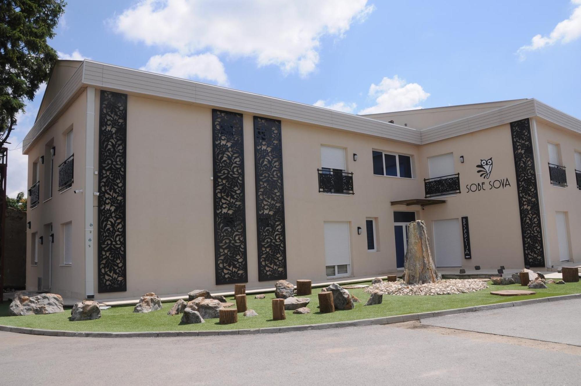 Sobe Sova Kikinda Hotel Exterior photo